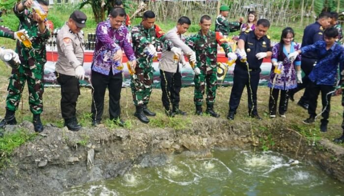 Satgas Pamtas Malinau Gencarkan Operasi, Ribuan Botol Miras Ilegal Dimusnahkan