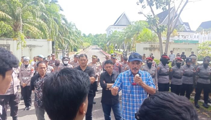 Terima Massa Aksi May Day, Gat Khaleb Tegaskan Kesejahteraan Buruh Jadi Catatan Penting DPRD